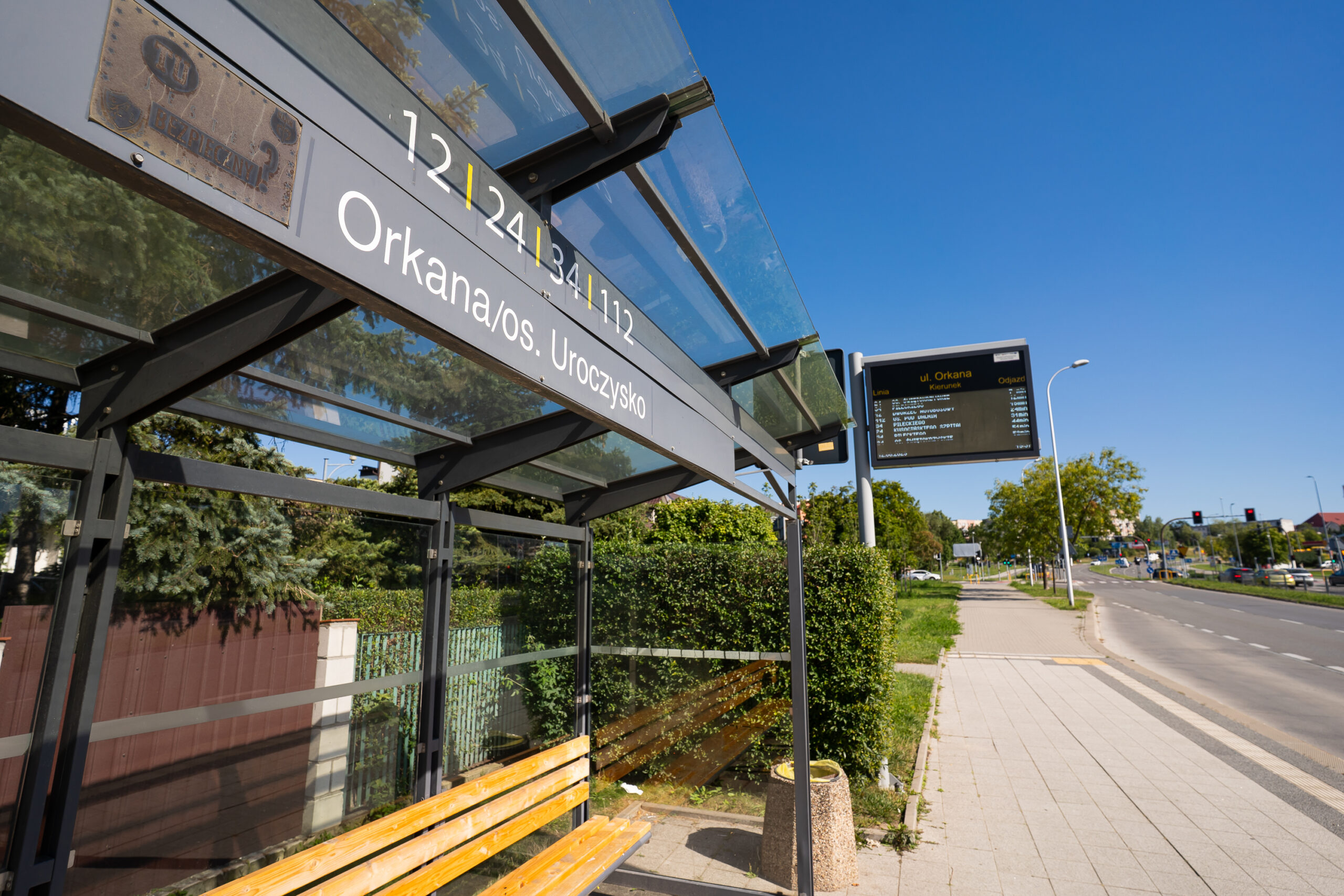 Wiata przystankowa na ulicy Orkana w Kielcach.