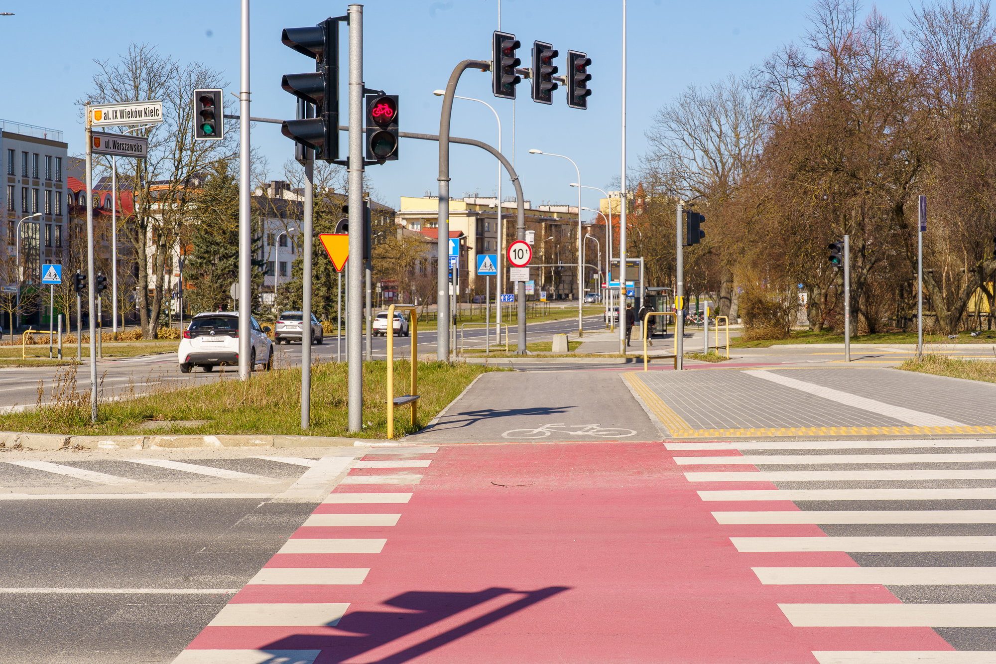 Rozwój ruchu rowerowego i&nbsp;pieszego na&nbsp;terenie miasta Kielce