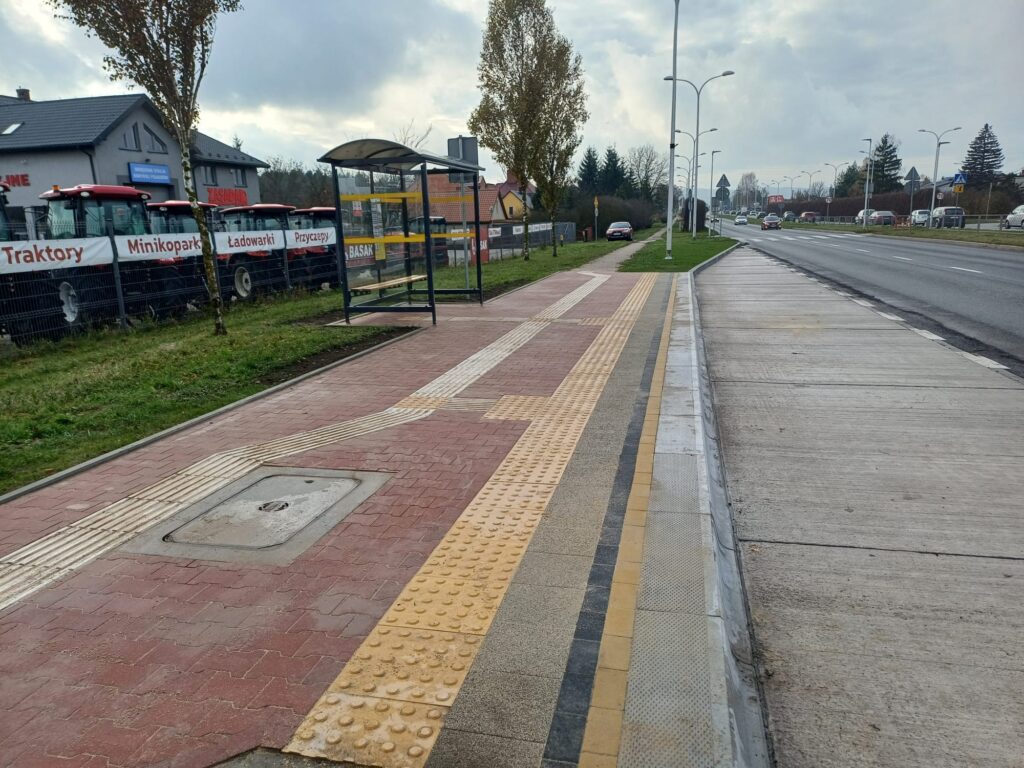 Nowa zatoka autobusowa na ulica Krakowskiej
