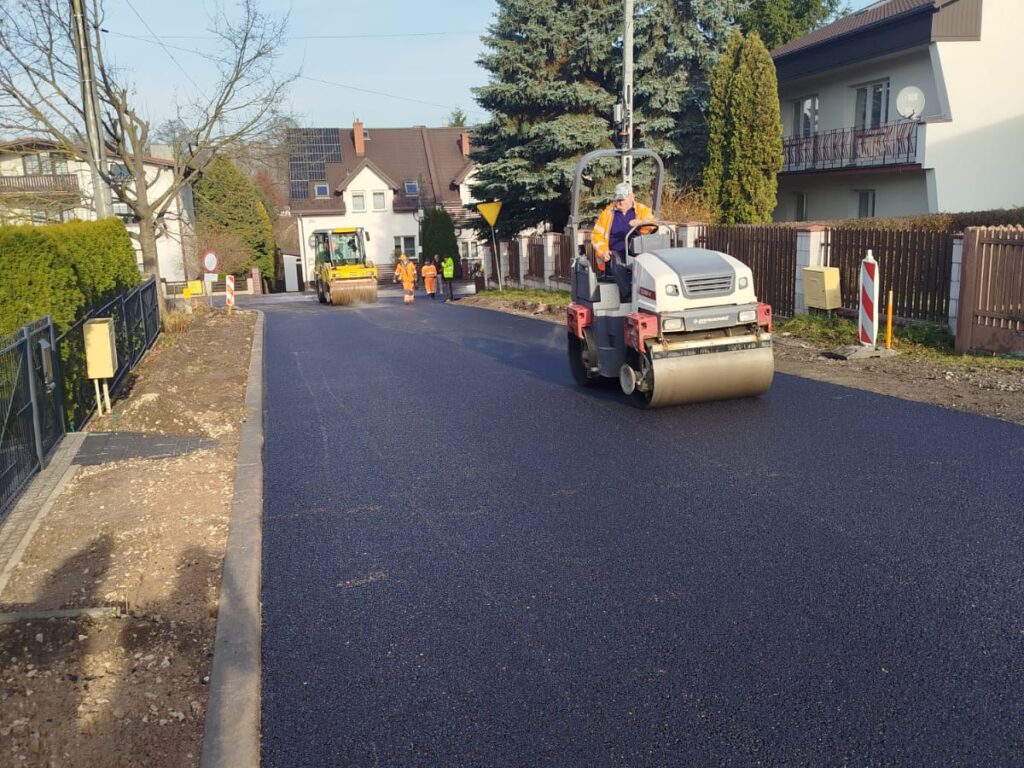 Remont nakładkowy na ulicy Lubicznej