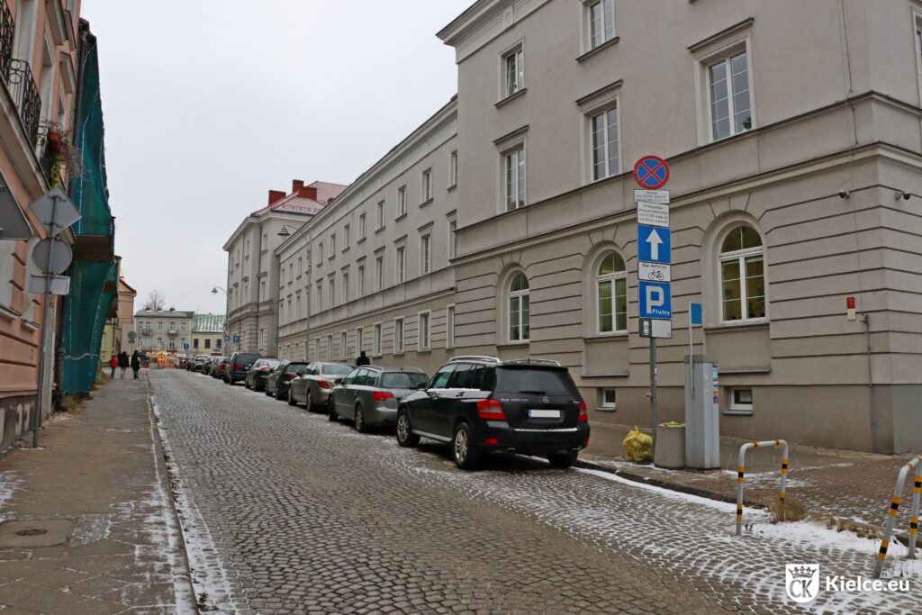 Utrudnienia na ul. Piotrkowskiej - Sylwester na Rynku