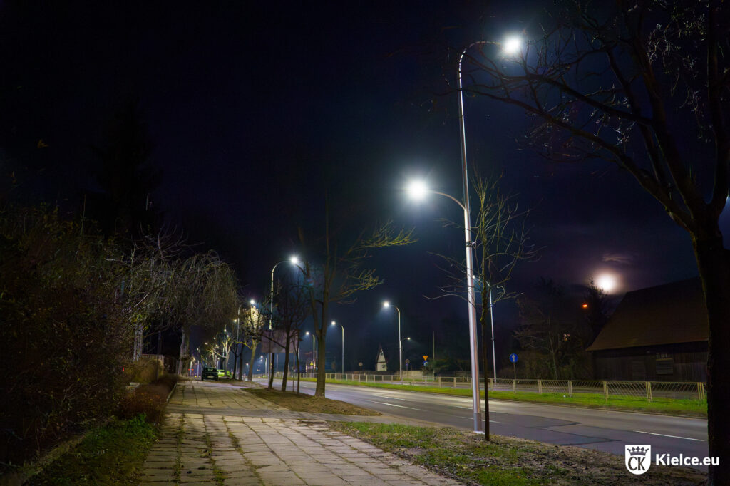 Ulica Tarnowska i zmodernizowane oświetlenie drogowe