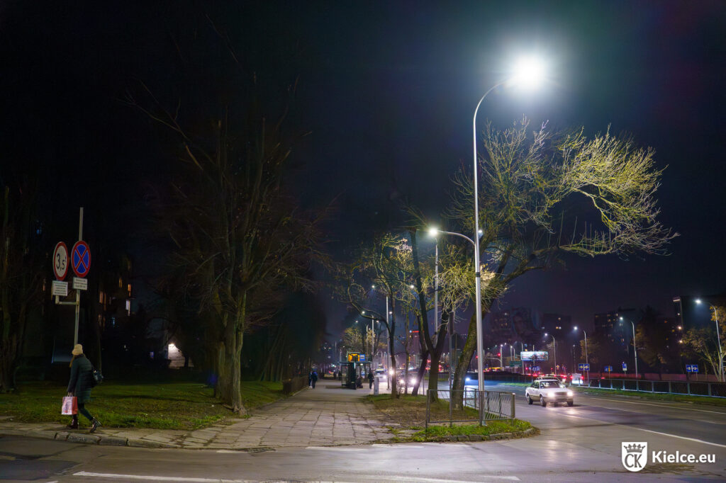 Ulica Tarnowska i zmodernizowane oświetlenie drogowe