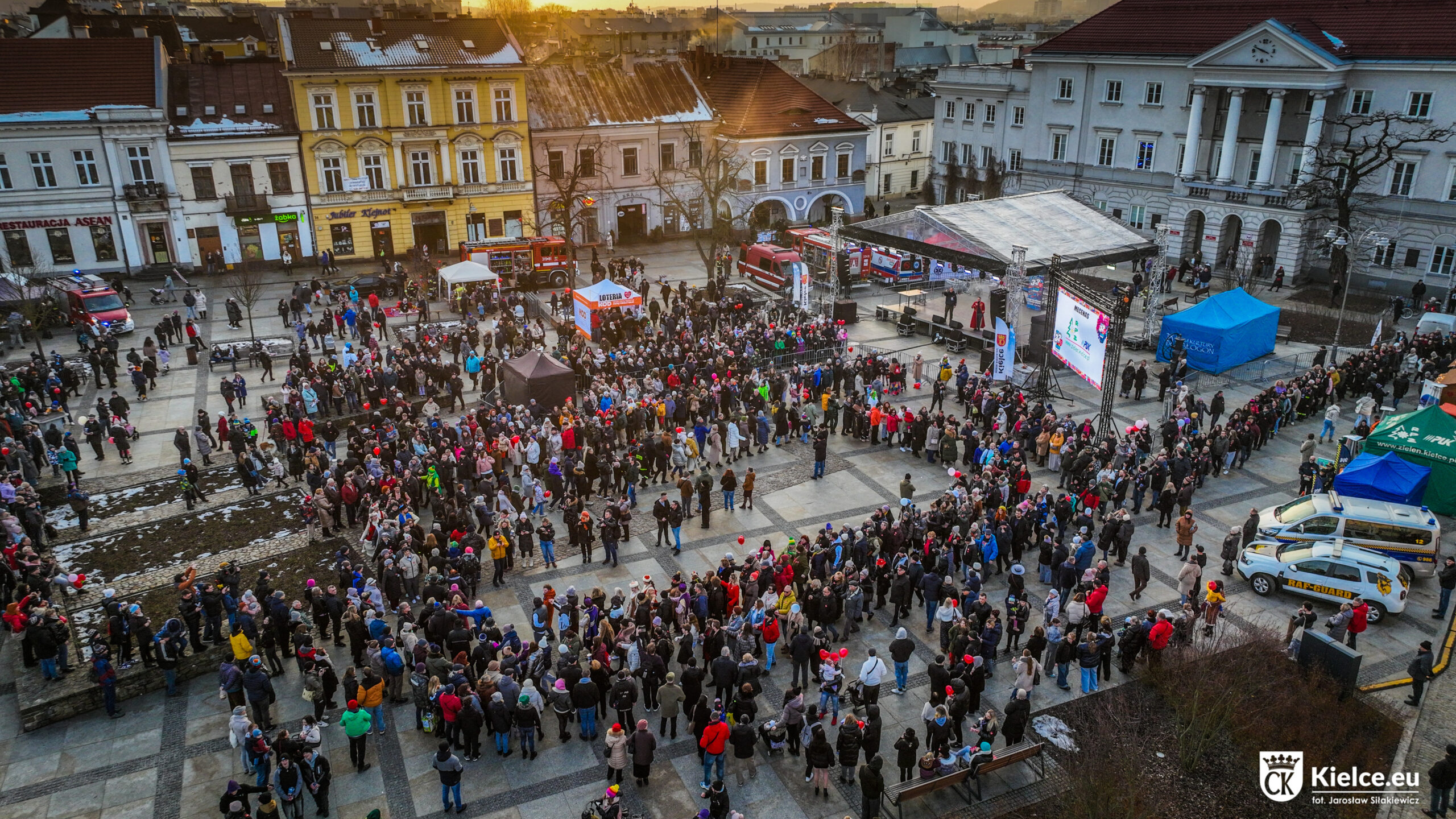 Finał WOŚP. Bez&nbsp;zmian w&nbsp;ruchu, ale&nbsp;z&nbsp;apelem o&nbsp;ostrożność