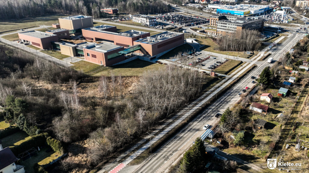 Ulica Wrzosowa przed remontem nakładkowym 2026